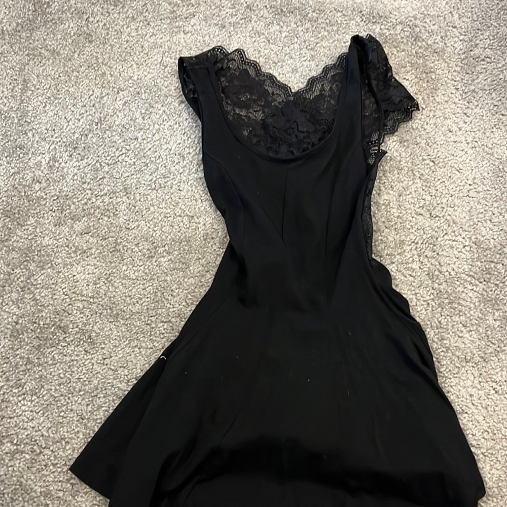 Double Zero Backless Peplum Top